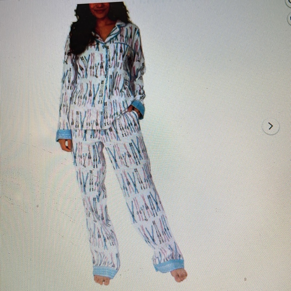 NWT Munki Munki Flannel Ski Pajamas. Size medium.